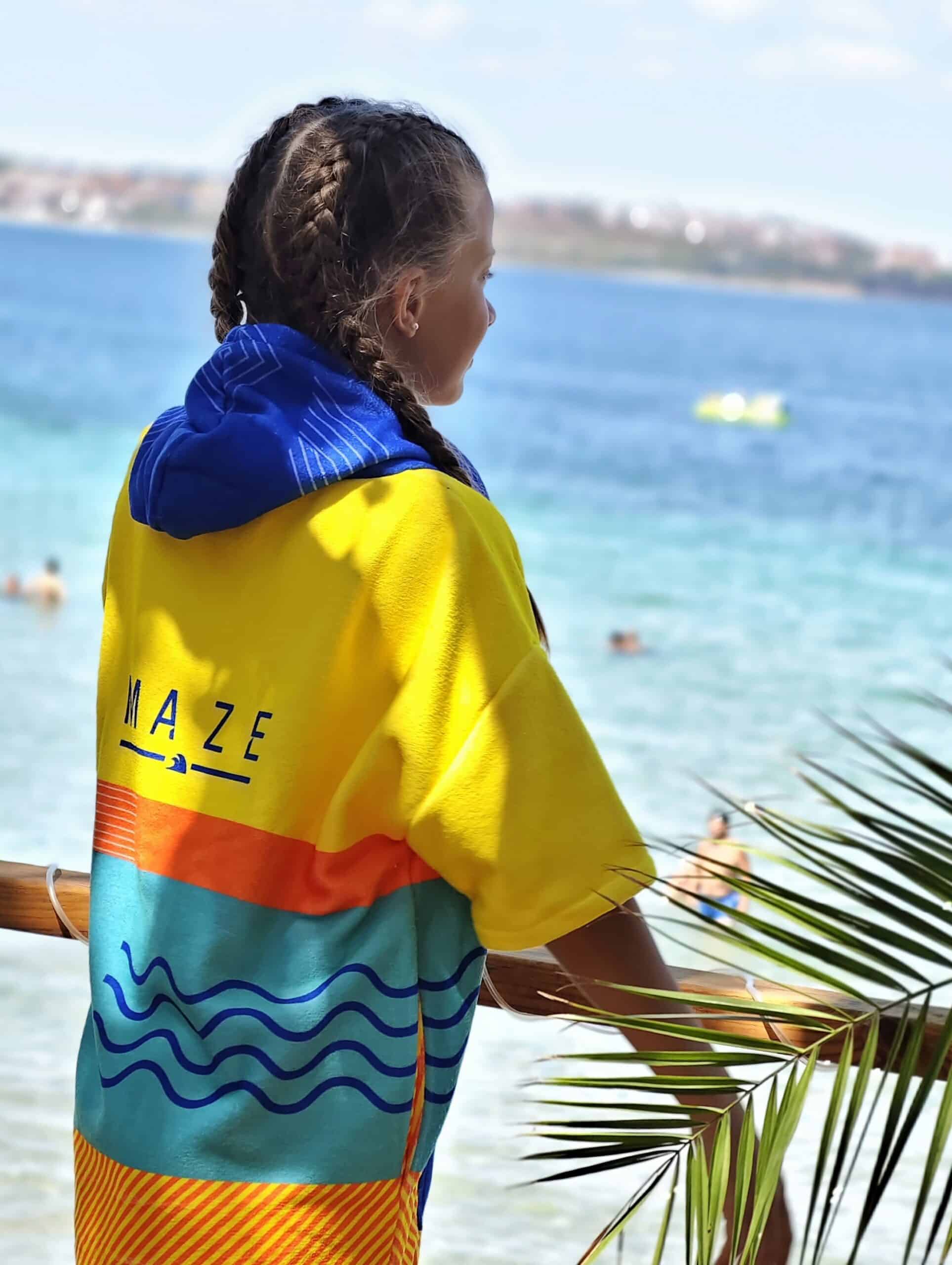 ДЕТСКО ПОНЧО MAZE MULTICOLOR